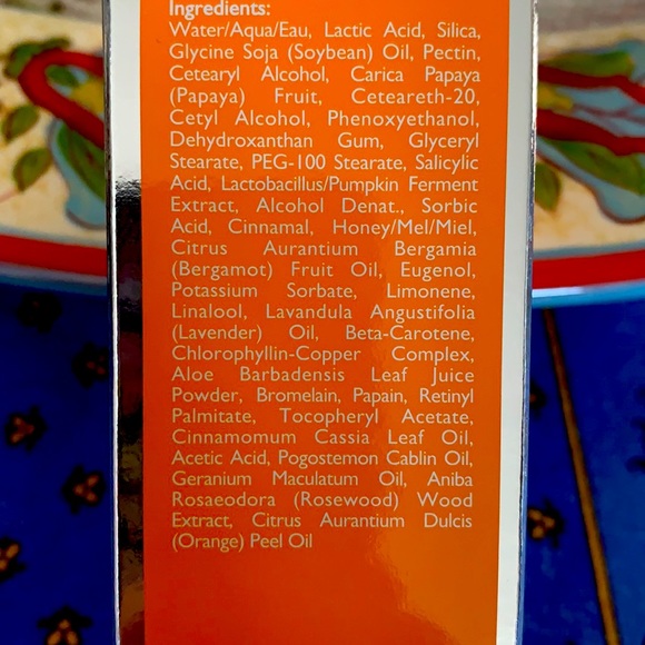 🌟ExfoliKate🌟 - Picture 2 of 4